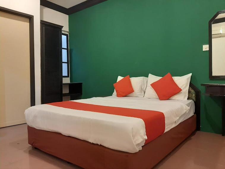 G City Hotel トゥルッ・インタン エクステリア 写真