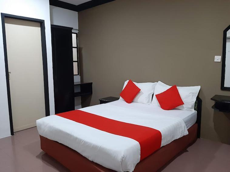 G City Hotel トゥルッ・インタン エクステリア 写真